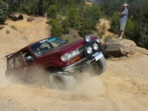 XROX BULLBAR TO SUIT TOYOTA L/CRUISER 80 SERIES
