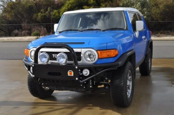 XROX BULLBAR TO SUIT TOYOTA FJ CRUISER 03/2011ON