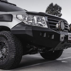 MCC ROCKER BARS TO SUIT TOYOTA LANDCRUISER 200 SERIES 2007-2015