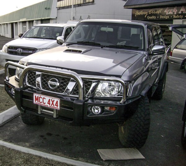MCC 'FALCON STAINLESS SINGLE LOOP' BULL BAR TO SUIT NISSAN PATROL GU Y61 10/2004-2017
