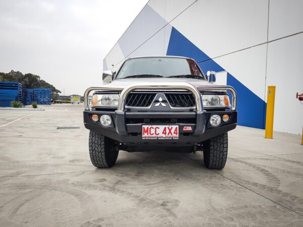 MCC FALCON STAINLESS SINGLE LOOP BULLBAR TO SUIT MITSUBISHI CHALLENGER PA 1998-2006 & TRITON MK 1997-2006