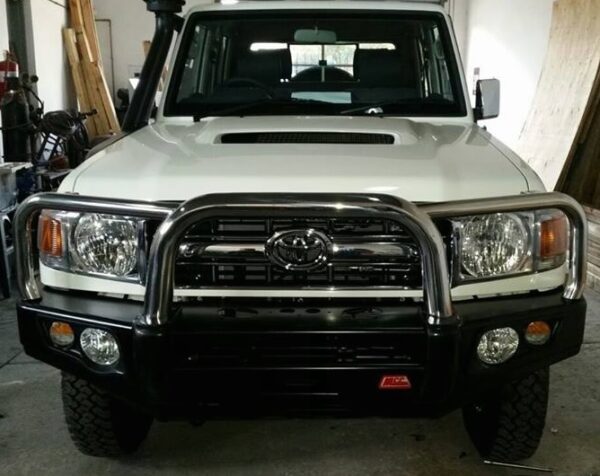 MCC FALCON STAINLESS TRIPLE LOOP BAR TO SUIT TOYOTA LANDCRUISER 70 SERIES (76 SERIES WAGON, WORKMATE/GXL, 78, 79)