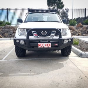 MCC FALCON BLACK SINGLE LOOP W/ PLATES & FOGS TO SUIT NISSAN NAVARA D40 05-15 & PATHFINDER R51 05-10 (GROOVE)