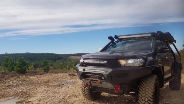 Offroad Animal Predator Bull Bar To Suit Toyota Hilux N80 (2015-2020)