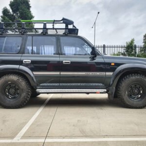 MCC BLACK SIDE STEP TO SUIT TOYOTA LANDCRUISER 80 SERIES 1990-1997