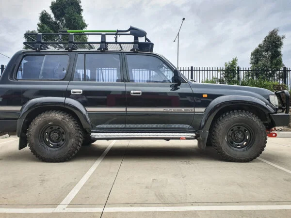MCC BLACK SIDE STEP TO SUIT TOYOTA LANDCRUISER 80 SERIES 1990-1997