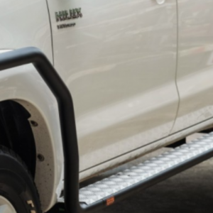 PIAK SIDE STEPS_ AL CHECKER PLATE SILVER ANODIZED TO SUIT TOYOTA HILUX 2015+ (SINGLE CAB ONLY)