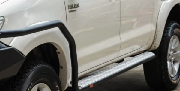 SIDE STEPS_ AL CHECKER PLATE SILVER ANODIZED TO SUIT TOYOTA HILUX (2011-2015)