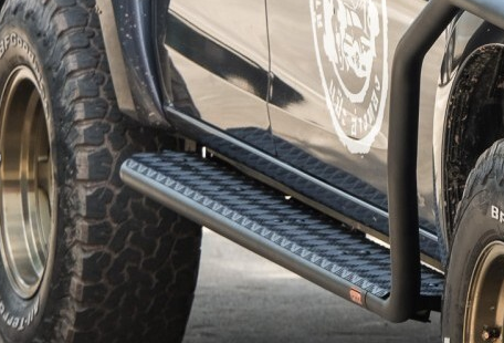 PIAK SIDE STEPS_AL CHECKERPLATE BLACK ANODIZED TO SUIT ISUZU D-MAX (2012-2017)