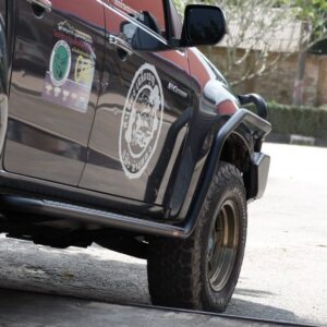 PIAK SIDE STEPS_AL CHECKERPLATE BLACK ANODIZED TO SUIT NISSAN NAVARA NP300 (2015-2020)