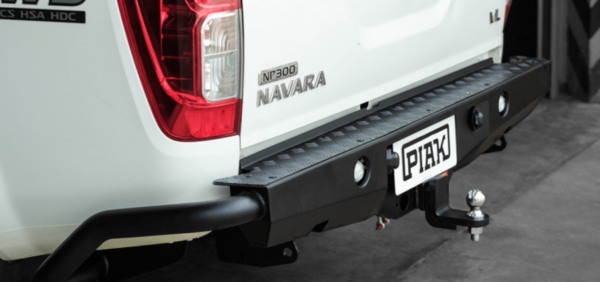 PIAK PREMIUM REAR STEP TOW BAR WITH SIDE PROTECTION TO SUIT NISSAN NAVARA NP300 (2015-2020)