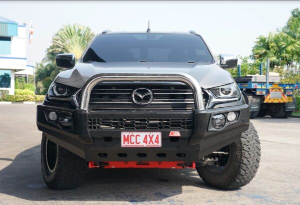 MCC FALCON STAINLESS SINGLE LOOP BAR W/UBP (NO FOGS) TO SUIT MAZDA BT50 2021 ON