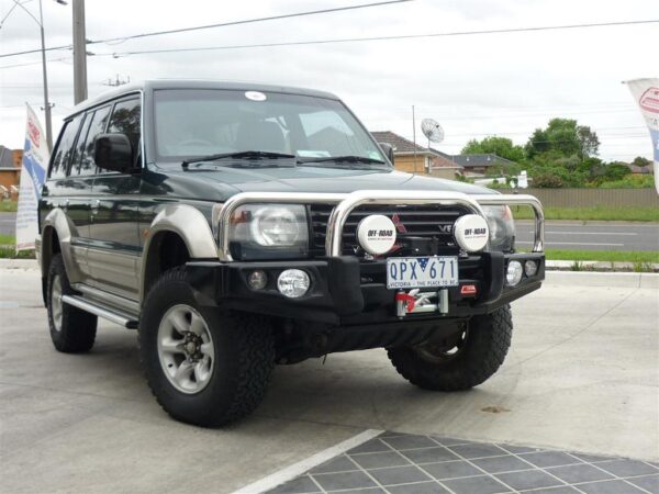 MCC FALCON STAINLESS TRIPLE LOOP BAR W/FOGS TO SUIT MITSUBISHI PAJERO (NH-NL) 1991-2000
