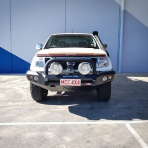 MCC ROCKER BLACK SINGLE LOOP W/ FOGS & PLATES TO SUIT NISSAN NAVARA D40 11-15 & PATHFINDER R51 11-13 (SMOOTH)