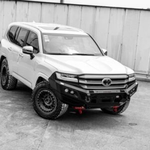 HAMER KING SERIES BULL BAR TO SUIT TOYOTA LAND CRUISER 300 SERIES (2021-ON)